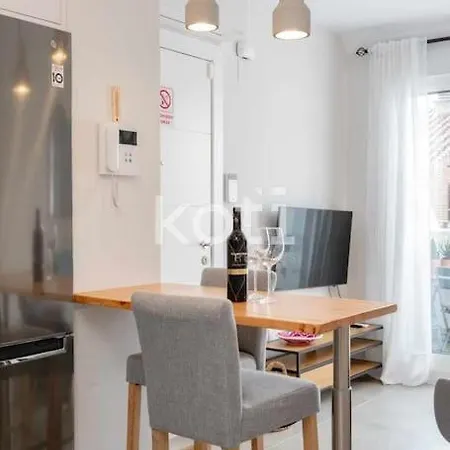 Koti - Atico Palangreros Apartment *