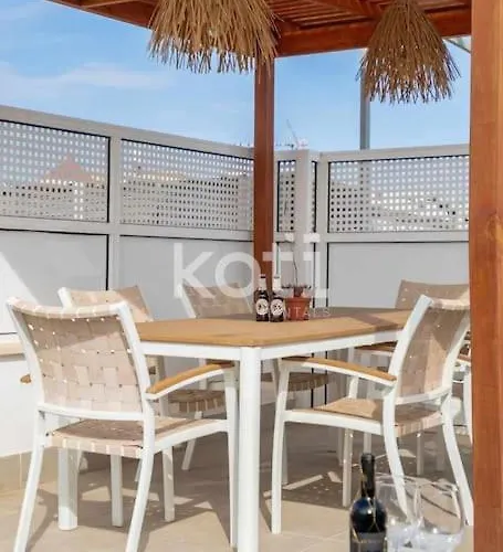 Koti - Atico Palangreros *